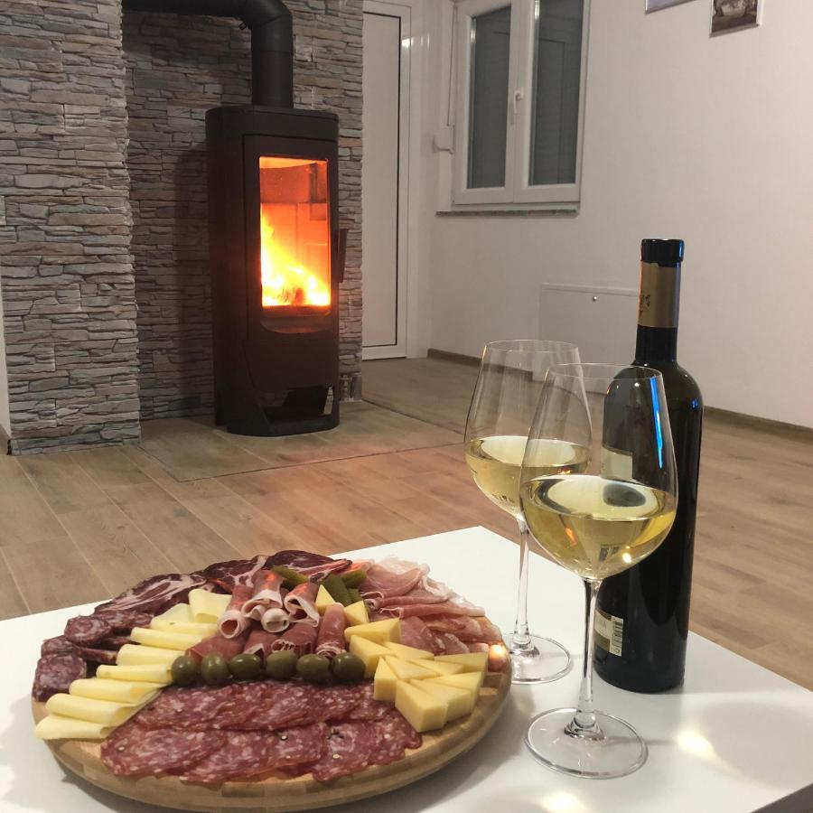 Vikendica Bruse Villa Jaklici Kültér fotó