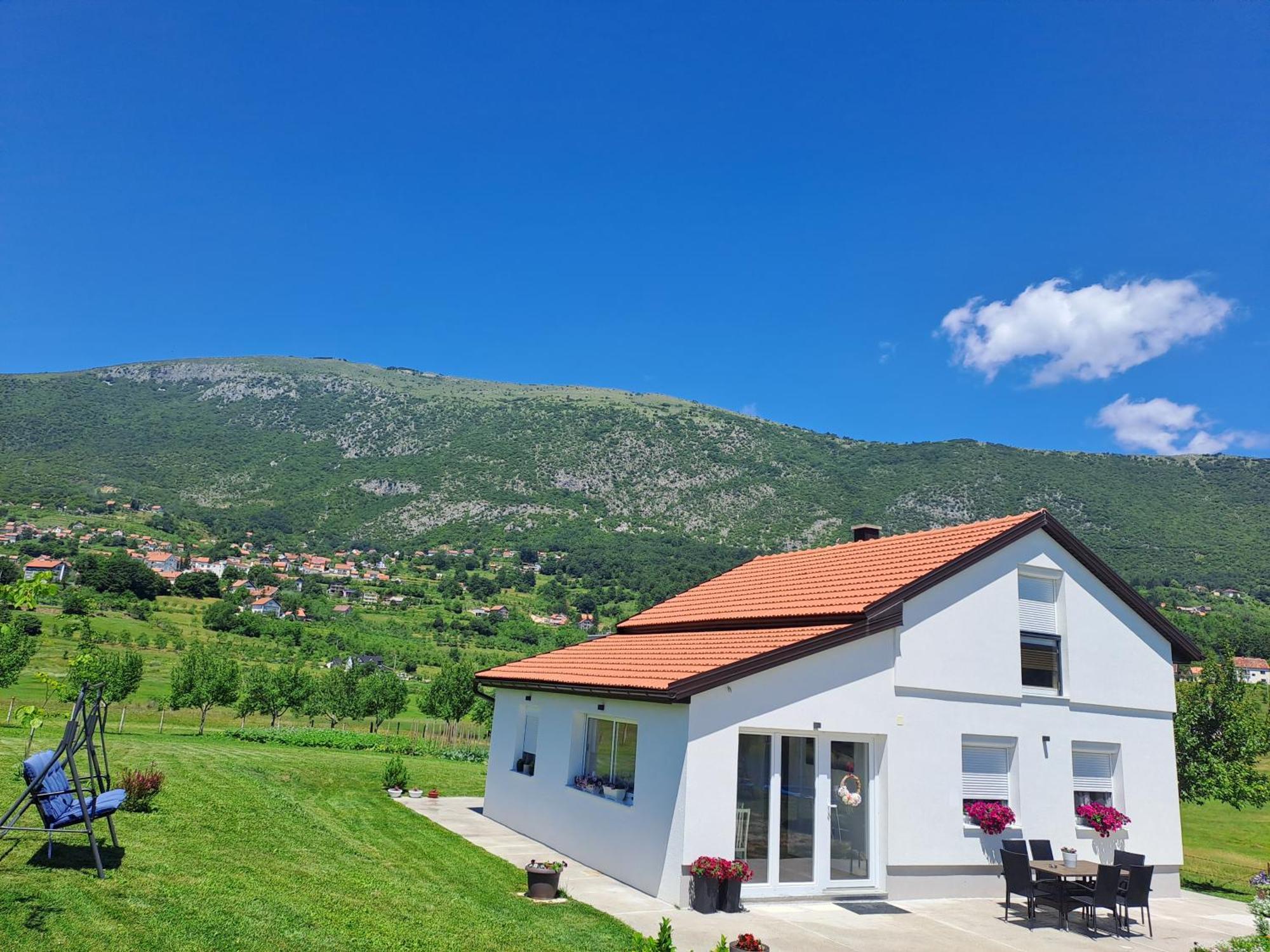 Vikendica Bruse Villa Jaklici Kültér fotó